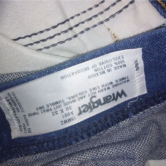 WRANGLER MENS SZ 30*32 STRAIGHT LEG JEANS - Picture 5 of 5